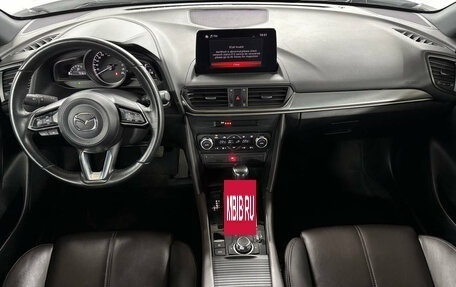 Mazda CX-4, 2023 год, 2 799 000 рублей, 9 фотография