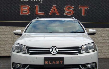 Volkswagen Passat B7, 2014 год, 800 000 рублей, 2 фотография