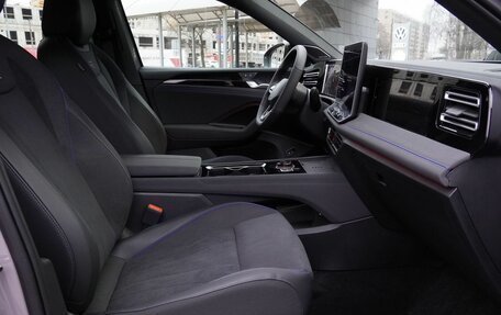 Volkswagen Tiguan, 2026 год, 4 900 000 рублей, 17 фотография