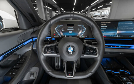 BMW 5 серия, 2024 год, 8 350 000 рублей, 11 фотография