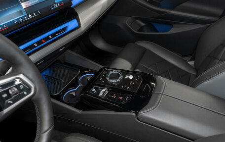 BMW 5 серия, 2024 год, 8 350 000 рублей, 20 фотография