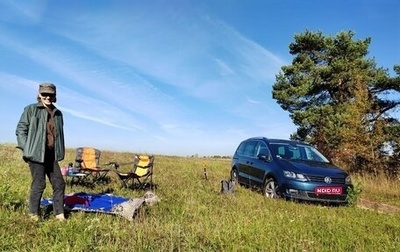 Volkswagen Sharan II, 2017 год, 2 200 000 рублей, 1 фотография