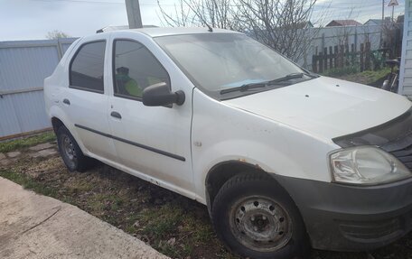 Renault Logan I, 2012 год, 260 000 рублей, 2 фотография