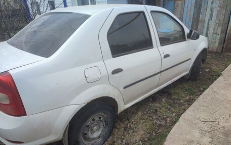 Renault Logan I, 2012 год, 260 000 рублей, 3 фотография