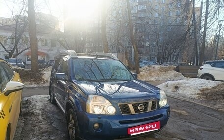 Nissan X-Trail, 2010 год, 1 000 000 рублей, 2 фотография