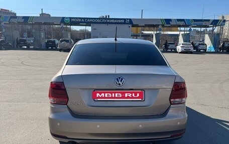 Volkswagen Polo VI (EU Market), 2015 год, 990 000 рублей, 4 фотография