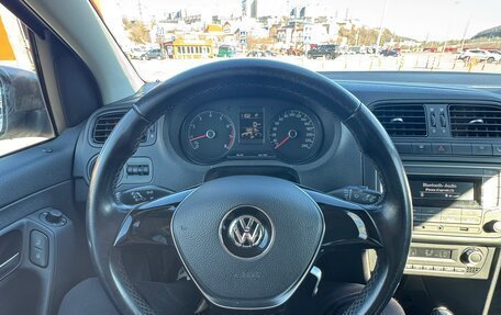 Volkswagen Polo VI (EU Market), 2015 год, 990 000 рублей, 8 фотография