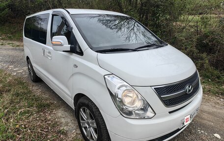 Hyundai Grand Starex Grand Starex I рестайлинг 2, 2010 год, 1 250 000 рублей, 6 фотография