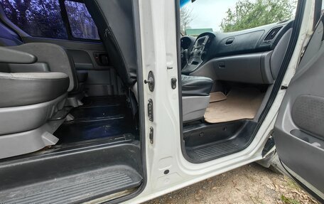 Hyundai Grand Starex Grand Starex I рестайлинг 2, 2010 год, 1 250 000 рублей, 10 фотография