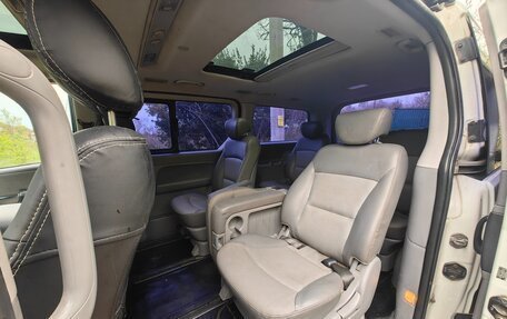 Hyundai Grand Starex Grand Starex I рестайлинг 2, 2010 год, 1 250 000 рублей, 14 фотография