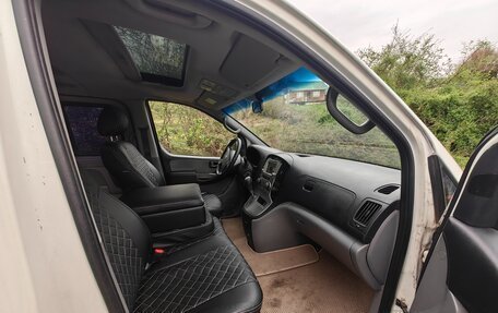 Hyundai Grand Starex Grand Starex I рестайлинг 2, 2010 год, 1 250 000 рублей, 11 фотография