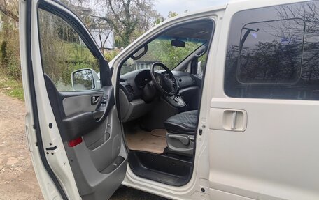 Hyundai Grand Starex Grand Starex I рестайлинг 2, 2010 год, 1 250 000 рублей, 9 фотография