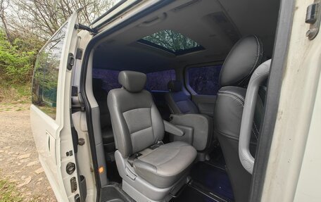 Hyundai Grand Starex Grand Starex I рестайлинг 2, 2010 год, 1 250 000 рублей, 18 фотография