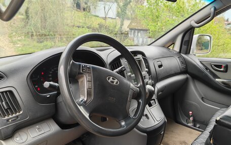 Hyundai Grand Starex Grand Starex I рестайлинг 2, 2010 год, 1 250 000 рублей, 22 фотография