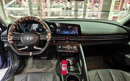 Hyundai Elantra, 2023 год, 1 530 000 рублей, 7 фотография