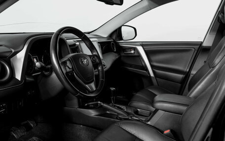 Toyota RAV4, 2016 год, 2 615 000 рублей, 16 фотография