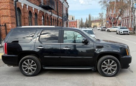 Cadillac Escalade III, 2011 год, 1 800 000 рублей, 5 фотография