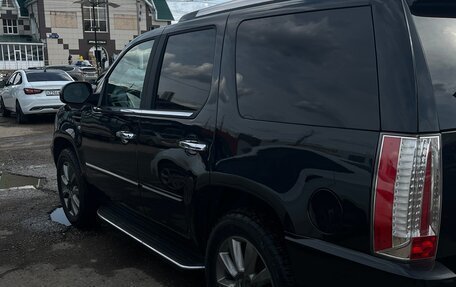 Cadillac Escalade III, 2011 год, 1 800 000 рублей, 9 фотография