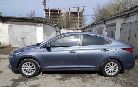 Hyundai Solaris II рестайлинг, 2017 год, 1 375 000 рублей, 4 фотография