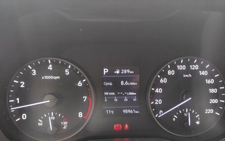 Hyundai Solaris II рестайлинг, 2017 год, 1 375 000 рублей, 10 фотография