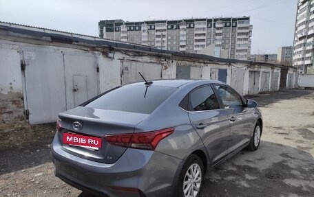 Hyundai Solaris II рестайлинг, 2017 год, 1 375 000 рублей, 7 фотография