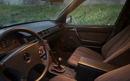 Mercedes-Benz W124, 1989 год, 350 000 рублей, 8 фотография