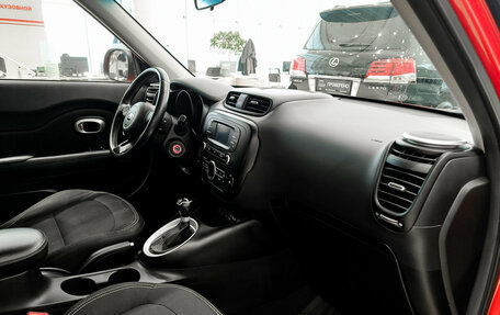 KIA Soul II рестайлинг, 2015 год, 1 250 000 рублей, 13 фотография