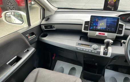 Honda Freed I, 2012 год, 1 069 000 рублей, 17 фотография