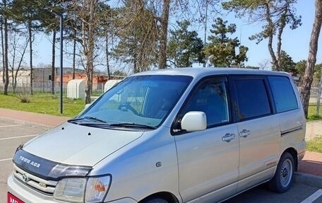 Toyota Town Ace III, 1998 год, 690 000 рублей, 1 фотография