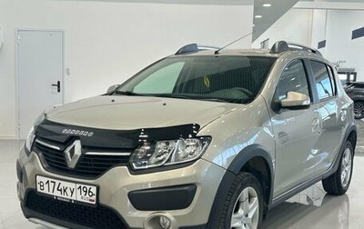 Renault Sandero II рестайлинг, 2015 год, 900 000 рублей, 1 фотография