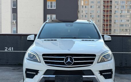 Mercedes-Benz M-Класс, 2012 год, 2 650 000 рублей, 3 фотография