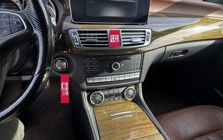 Mercedes-Benz CLS, 2015 год, 2 250 000 рублей, 9 фотография