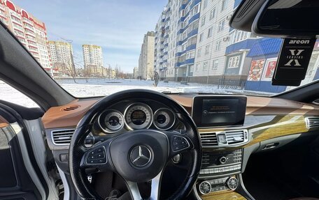 Mercedes-Benz CLS, 2015 год, 2 250 000 рублей, 13 фотография