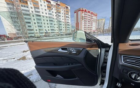 Mercedes-Benz CLS, 2015 год, 2 250 000 рублей, 12 фотография