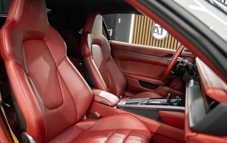 Porsche 911, 2021 год, 14 500 000 рублей, 6 фотография