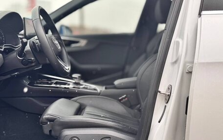 Audi A4, 2022 год, 4 990 000 рублей, 10 фотография