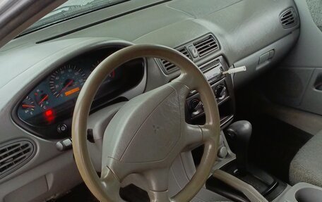 Mitsubishi Galant VIII, 2003 год, 520 000 рублей, 9 фотография