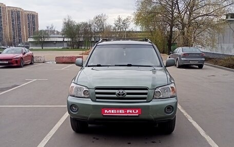 Toyota Highlander III, 2004 год, 780 000 рублей, 2 фотография