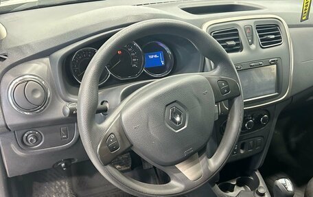 Renault Sandero II рестайлинг, 2015 год, 900 000 рублей, 6 фотография