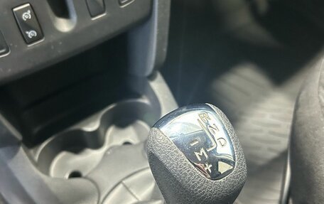 Renault Sandero II рестайлинг, 2015 год, 900 000 рублей, 7 фотография