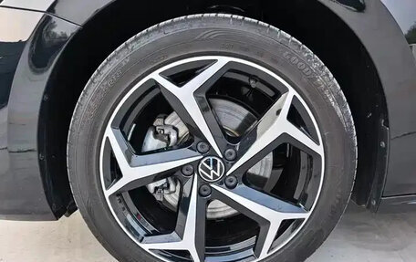 Volkswagen Passat B8 рестайлинг, 2023 год, 2 115 080 рублей, 13 фотография