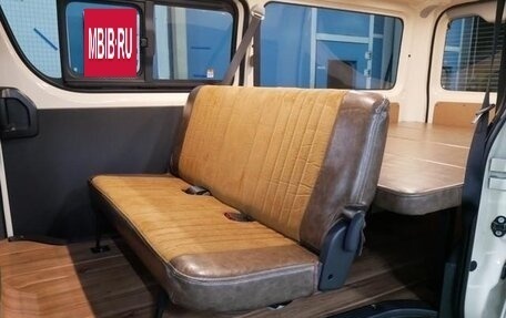 Toyota HiAce H200, 2026 год, 4 500 000 рублей, 13 фотография