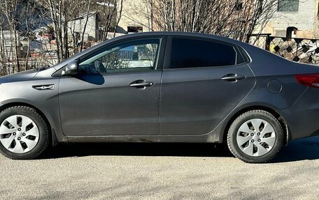 KIA Rio III рестайлинг, 2015 год, 949 000 рублей, 2 фотография