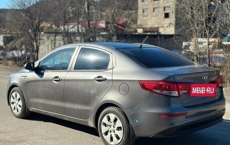 KIA Rio III рестайлинг, 2015 год, 949 000 рублей, 3 фотография