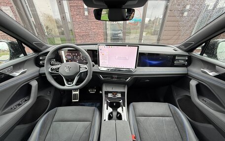 Volkswagen Tiguan, 2026 год, 4 800 000 рублей, 13 фотография