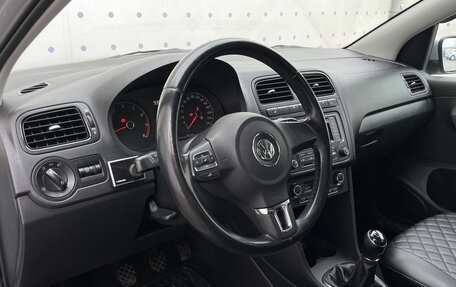 Volkswagen Polo VI (EU Market), 2015 год, 850 000 рублей, 15 фотография