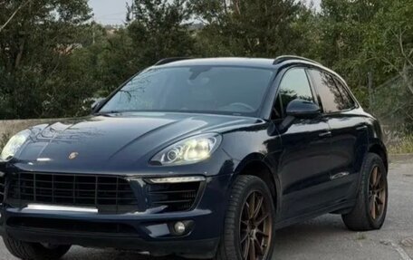 Porsche Macan I рестайлинг, 2014 год, 1 990 000 рублей, 3 фотография