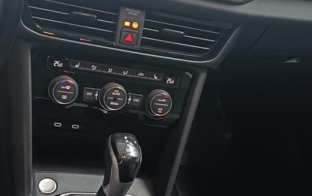 Volkswagen Taos, 2022 год, 2 800 000 рублей, 7 фотография