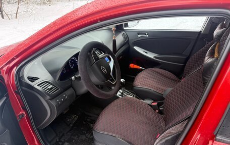 Hyundai Solaris II рестайлинг, 2012 год, 850 000 рублей, 11 фотография