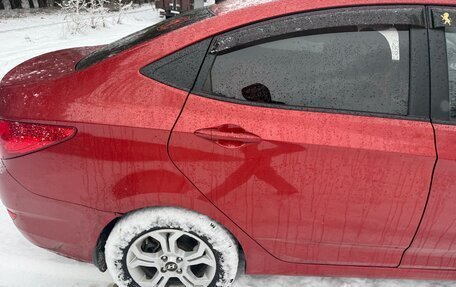 Hyundai Solaris II рестайлинг, 2012 год, 850 000 рублей, 20 фотография